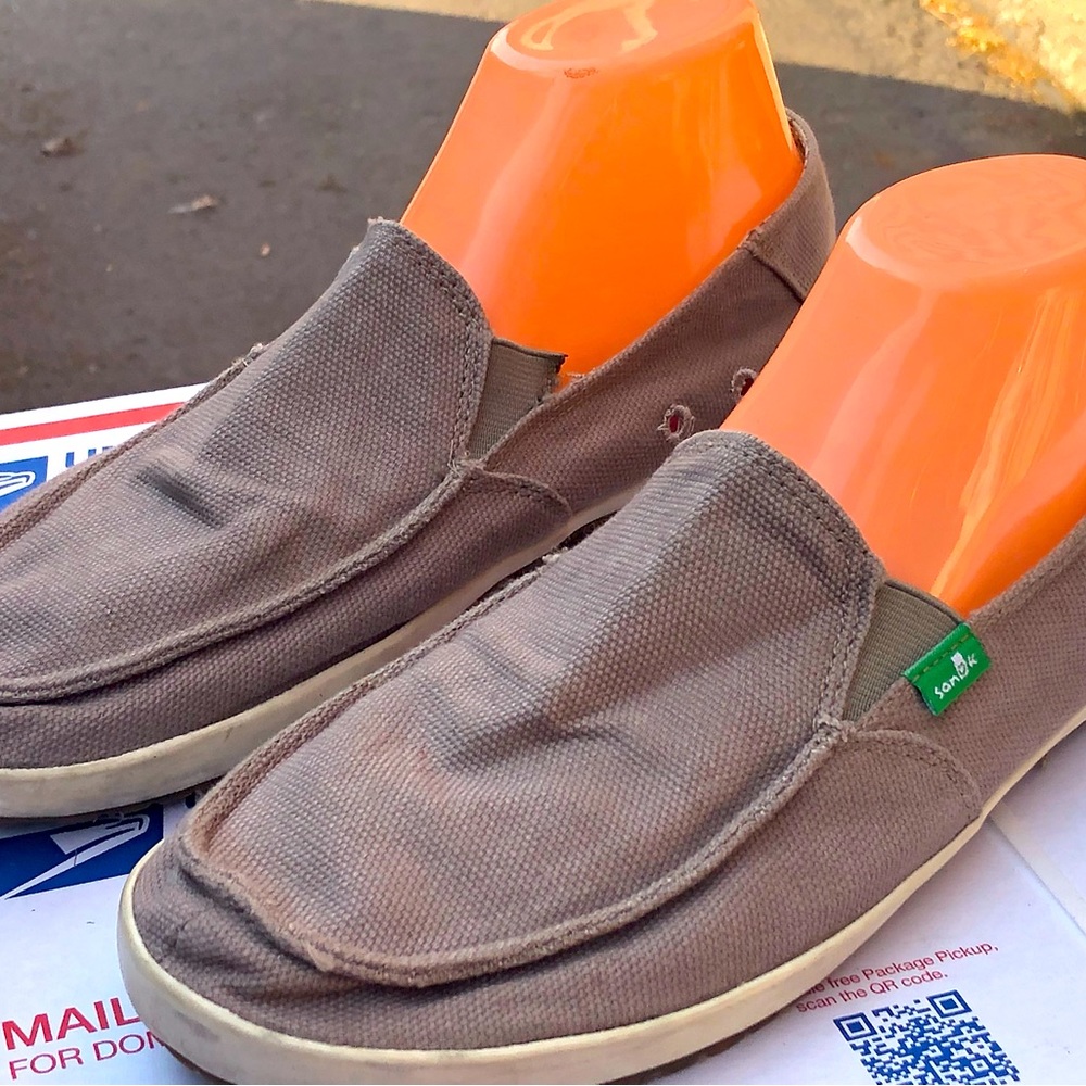 Sanuk Mens Gray Canvas Round Toe Slip On Casual Loafer Shoes Size US 9